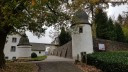 2560px-Wallerode-Schloss_Wallerode_(14)